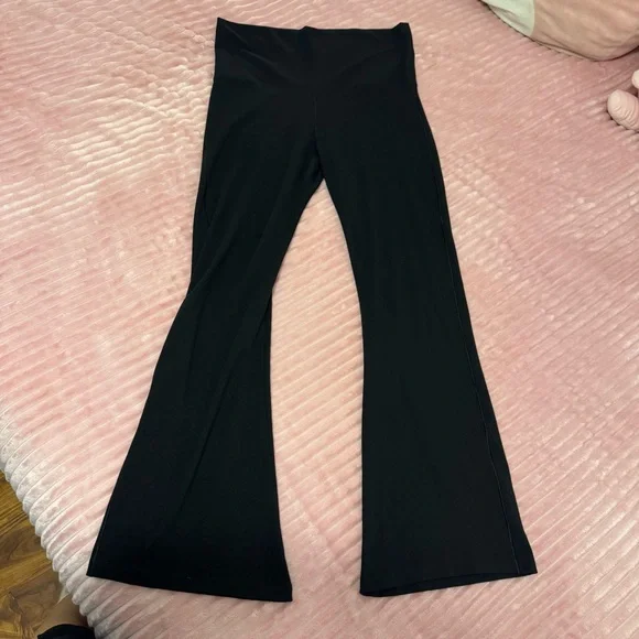 VS Pink All-Day Cotton Foldover Flare Leggings Pure Black Shine Size L - Picture 2 of 7